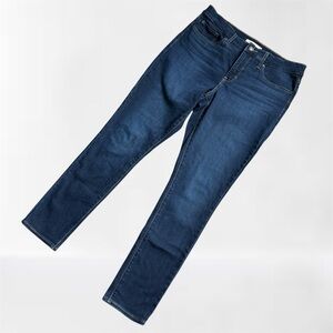 Levi’s 311 Shaping Skinny Jeans Size 31